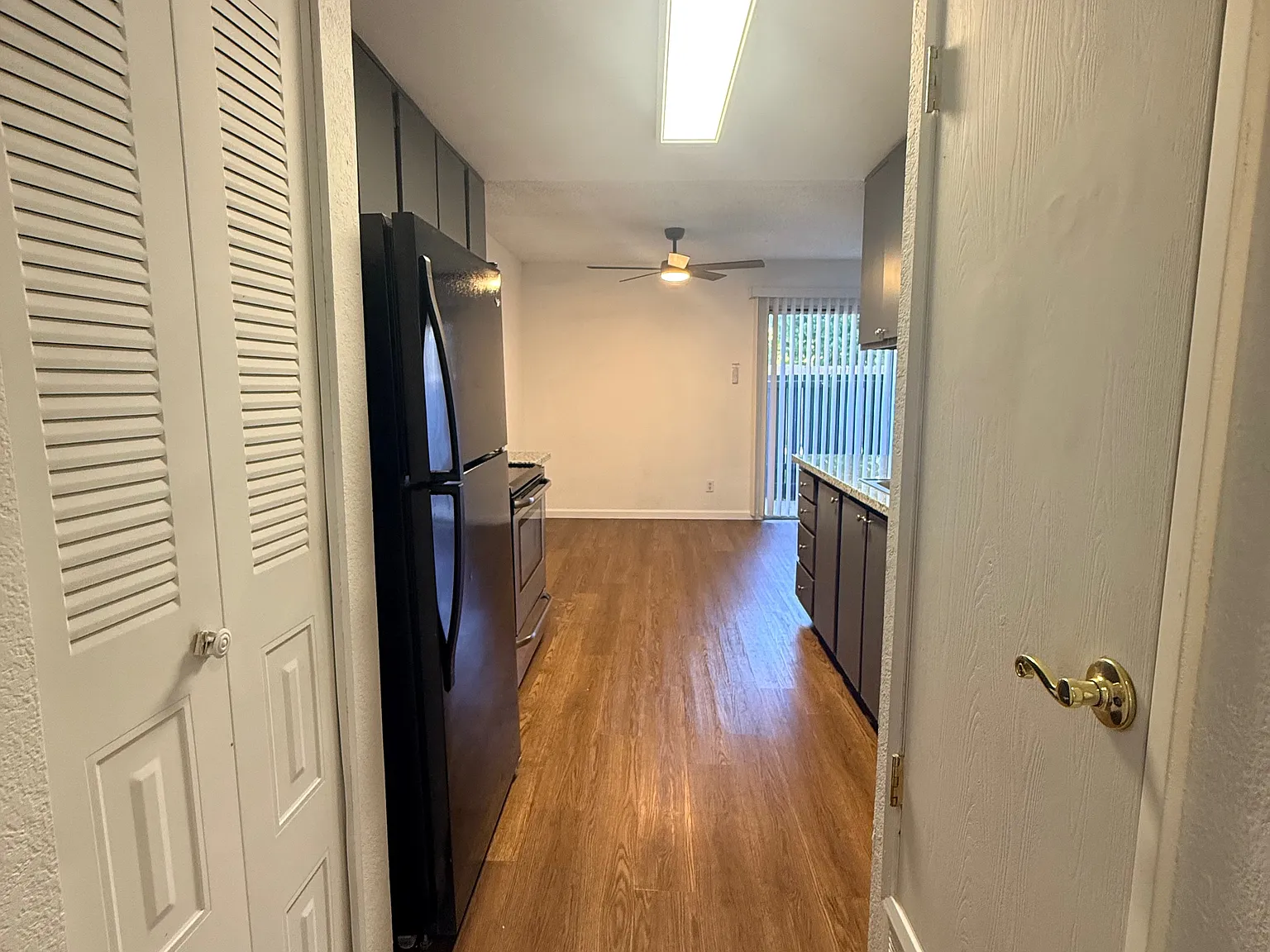 2 bed, 903 sqft, $1,800 — Photo 4