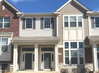 2534 Dunraven Ave, Naperville, IL 60540