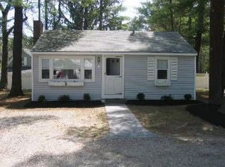 4 Shaw Rd, Carver, MA 02330