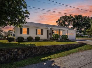 46 Ray St, Coventry, RI 02816