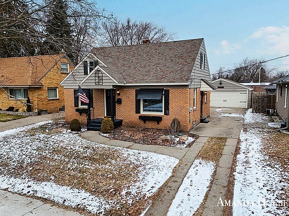 4th image of 1161 Dorroll St NE