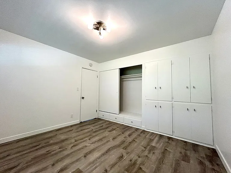 Village Vista Apartments — Photo 84