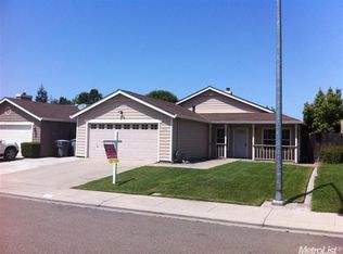 2979 Story Brook Ln, Riverbank, CA 95367