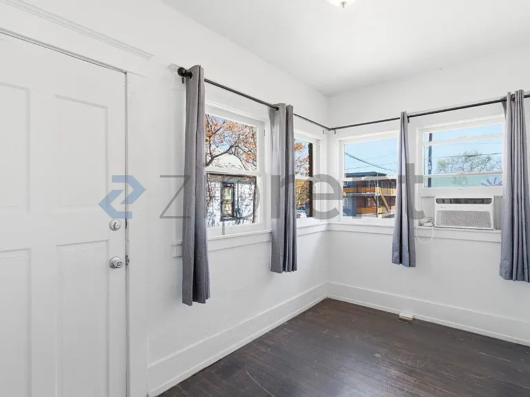 423 Mill St #423 MILL ST — Photo 18