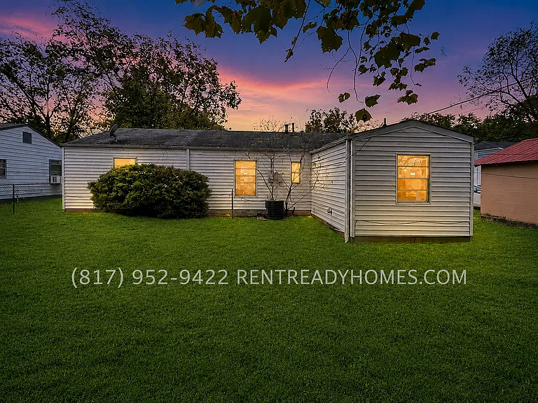 1381 Creel Ct — Photo 10