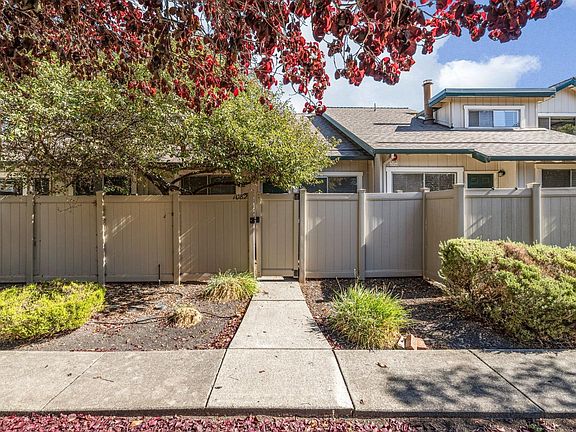 5th image of 1082 Civic Center Drive
