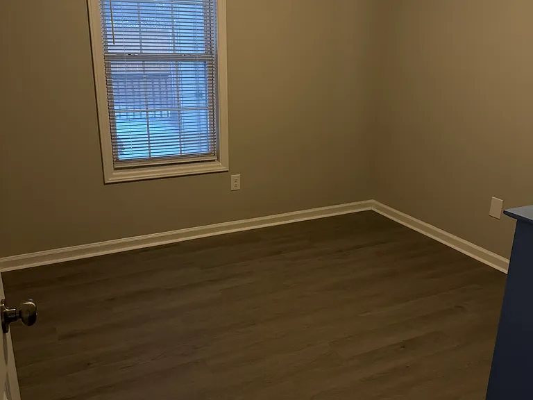 2900 Myrtle St #7 — Photo 8
