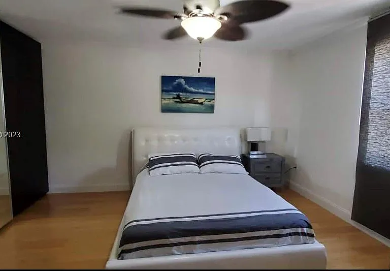 753 Michigan Ave #2B — Photo 4