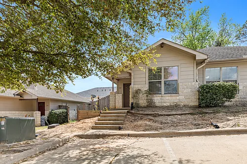 100 Sendero Dr Photo 1