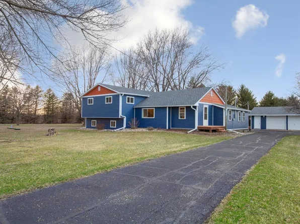 4948 SW 51st St, Owatonna, MN 55060
