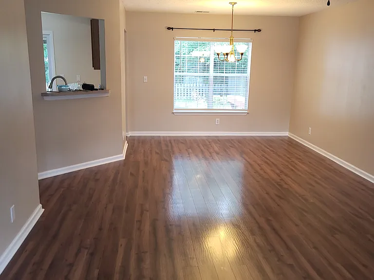 133 Penzance Blvd — Photo 7