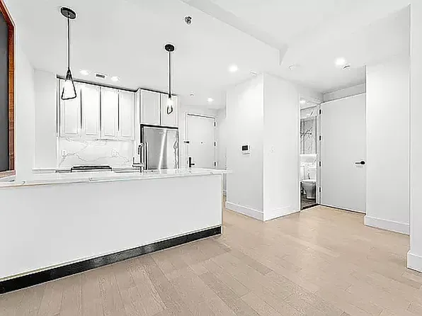 635 Fourth Avenue image 2 of 10