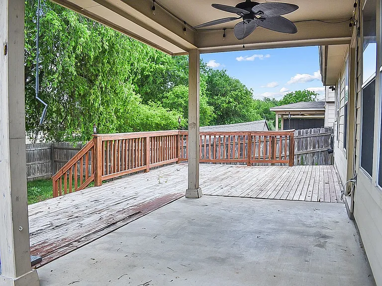10003 Magnolia Riv — Photo 21