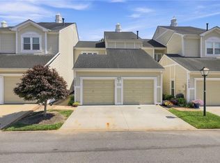 1050 Collection Creek Way, Virginia Beach, VA 23454