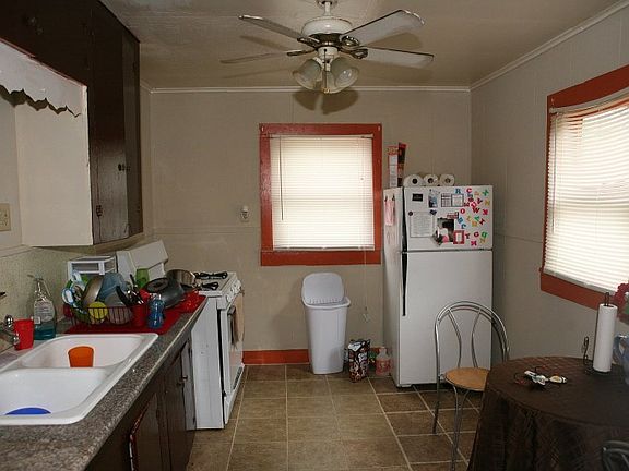 2nd image of 1211 Wafer St APT 2