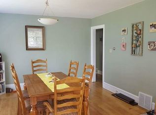 2859 S Linebarger Ter, Milwaukee, WI 53207