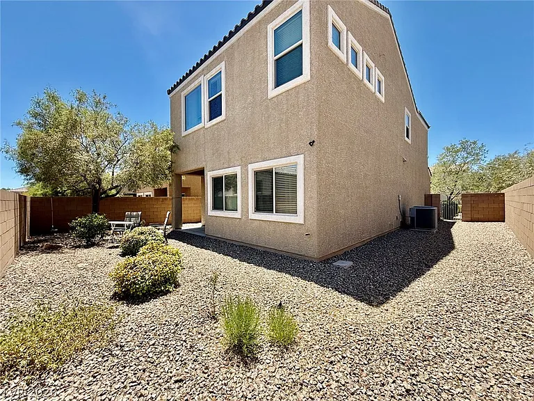 2848 Glass Vine Ct — Photo 1