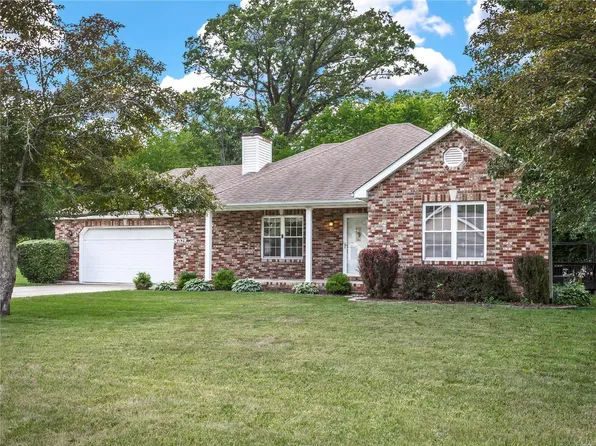 8709 Wildewood Dr, Worden, IL 62097