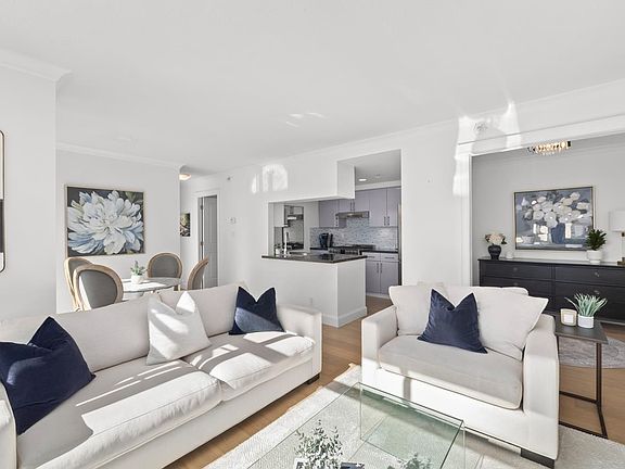 2nd image of 1107-1199 Marinaside Cres #1107