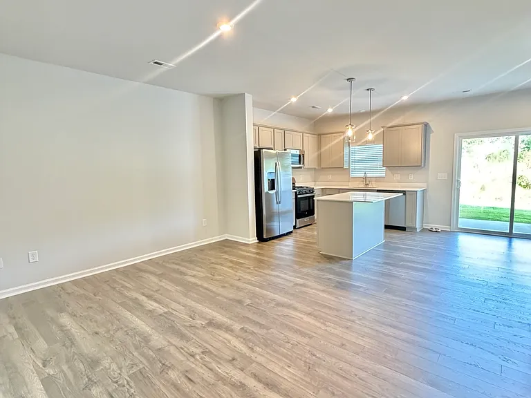 Modern Open concept floor pan.