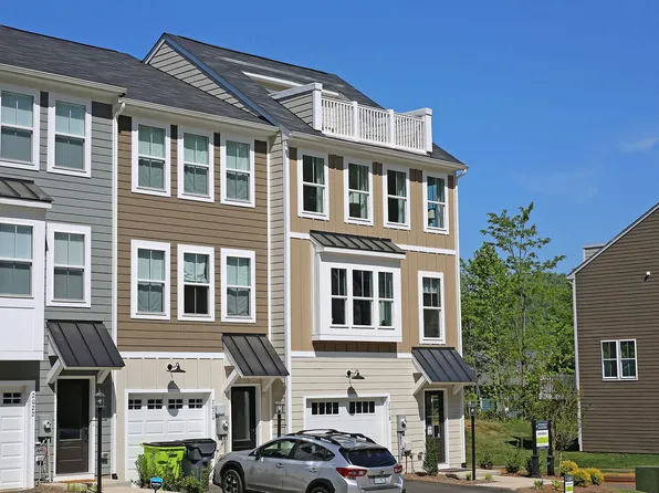 2018 Desoto Dr, Charlottesville, VA 22902