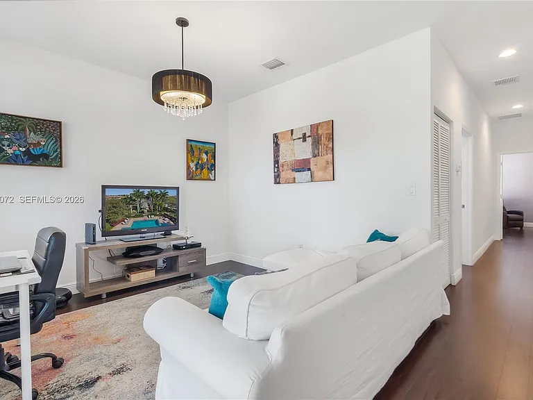 1119 SW 147th Ave — Photo 24