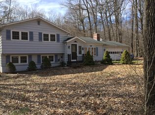 29 Whispering Hills Dr, North Branford, CT 06471