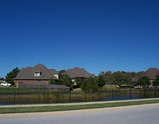 4th image of 4719 Willowridge Way #4