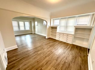 2136 W Atkinson Ave, Milwaukee, WI 53209