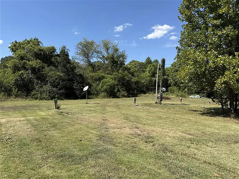 4205 Highway 50 E — Photo 4