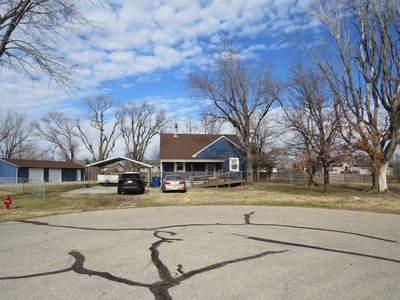 201 Rhodes Ct, Bentley, KS, 67016