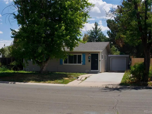 11692 E 7th Avenue, Aurora, CO 80010