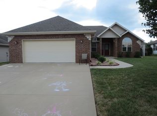 633 N Ritter Ave, Nixa, MO 65714