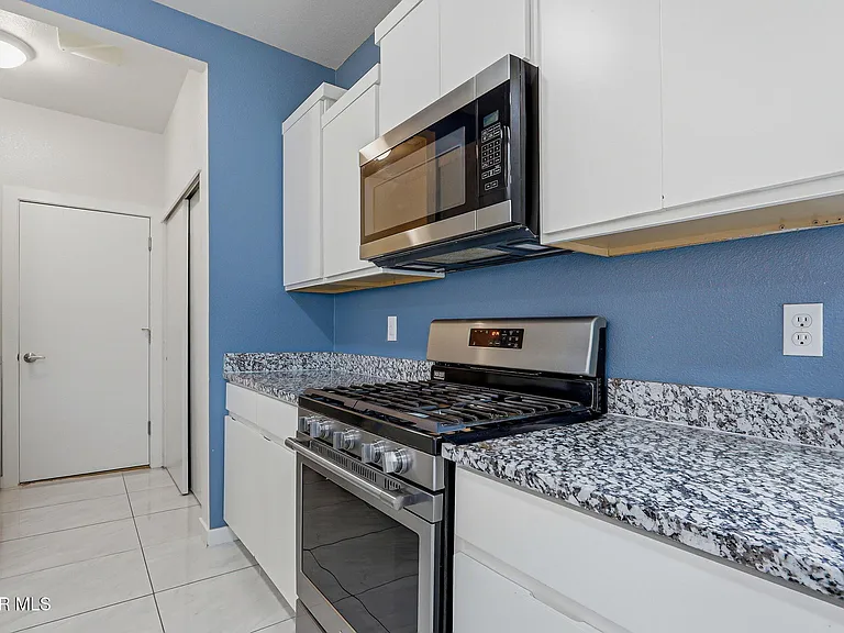 12044 Hidden Garden Pl — Photo 13