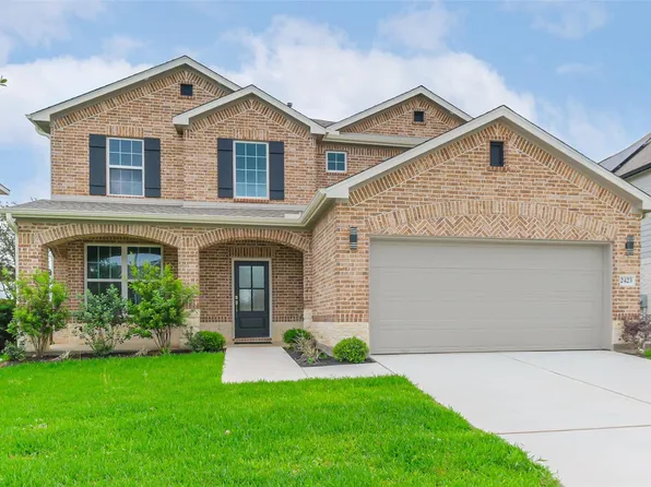 2423 Inlet Ct, Fresno, TX 77545