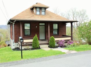 2313 Stratford Ave, Coraopolis, PA