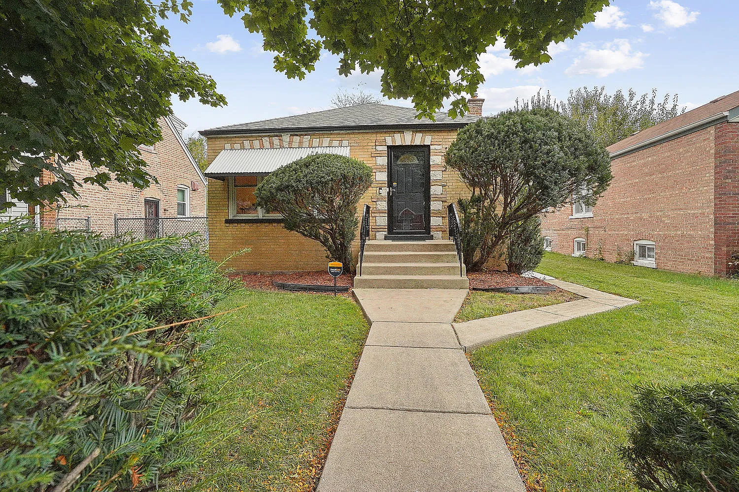 12902 S Lowe Ave photo 1