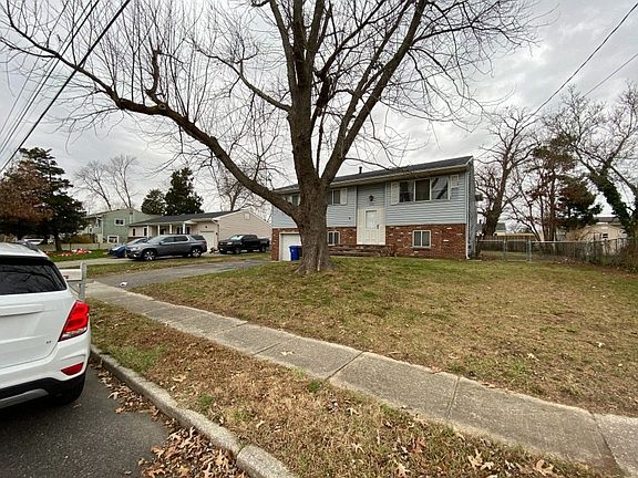 2nd image of 1228 Audubon Dr