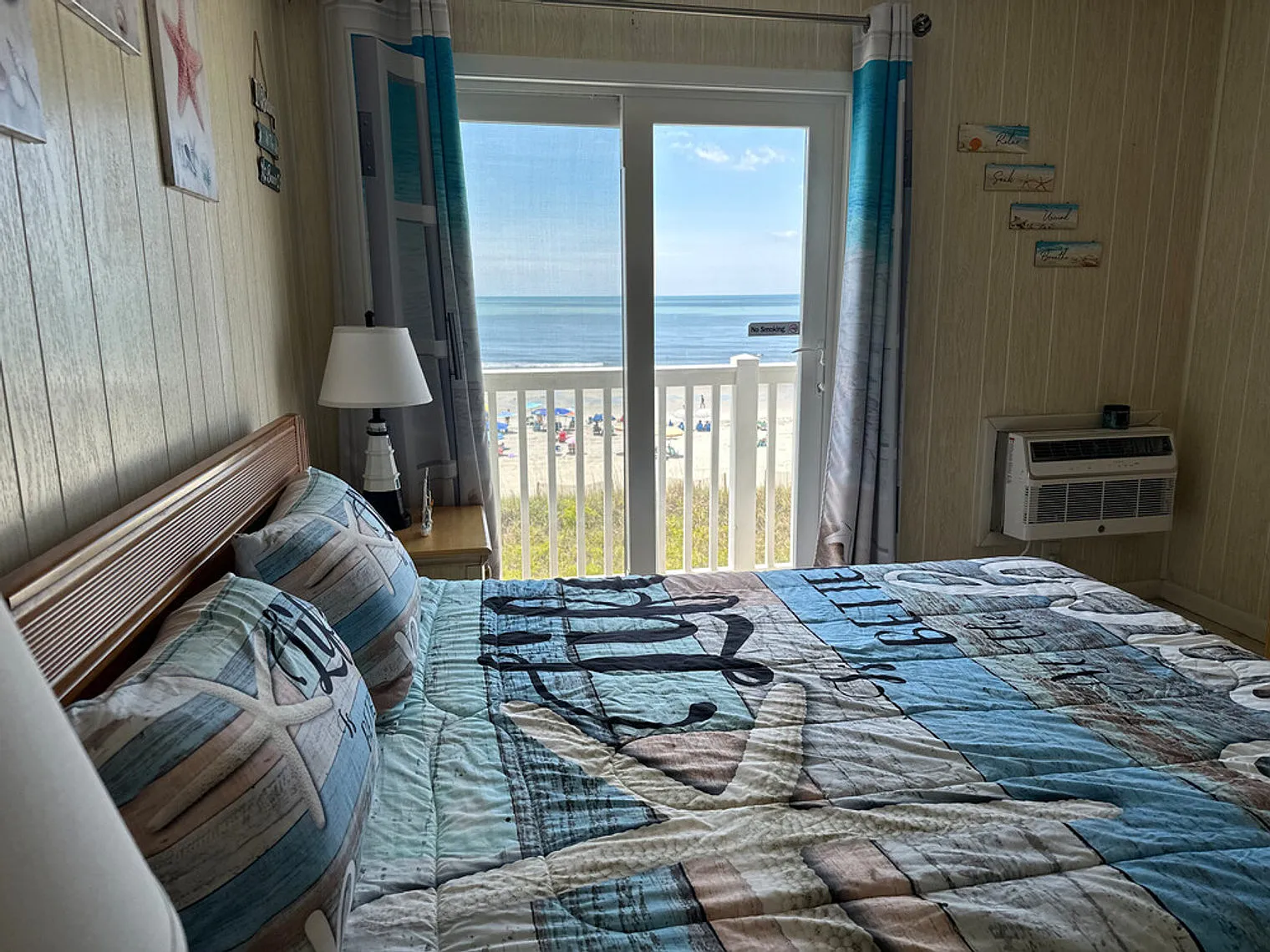 2 bed, 2.0 bath, 882 sqft, $3,551 — Photo 2