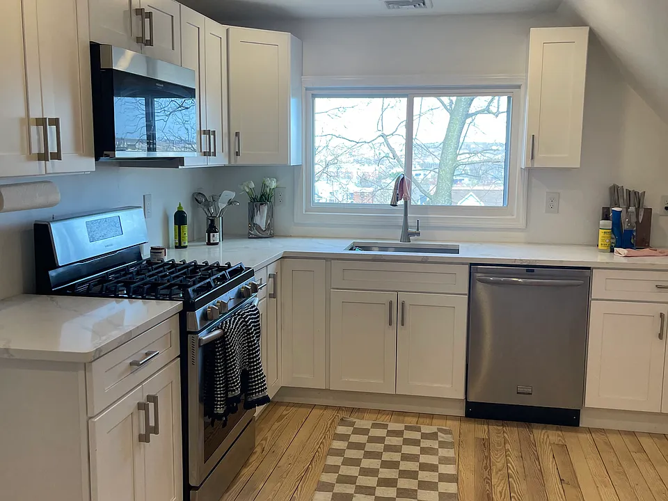 24 Thurman St #3