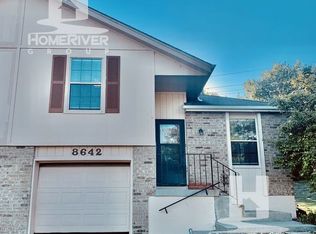 8642 N Hull Ave, Kansas City, MO 64154