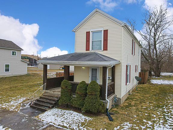 2nd image of 2128 W 2nd St