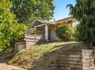 446 NE Cook St, Portland, OR 97212