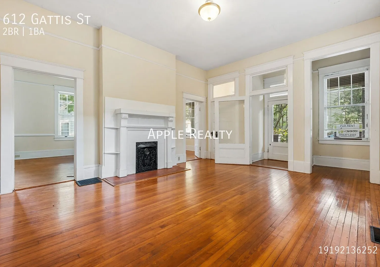 612 Gattis St - Gorgeous 2 Bedroom Craftsman house: Burch Avenue Neighborhood! — Photo 3