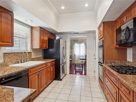 2nd image of 3516 Tolmas Dr