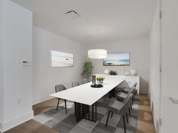 9 Avenue At Port Imperial image 4 of 13