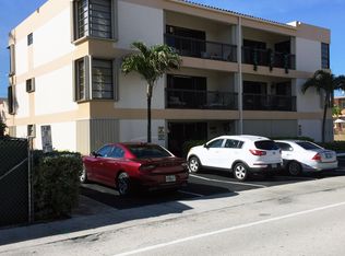 4140 N Ocean Dr APT 301, Lauderdale By the Sea, FL 33308