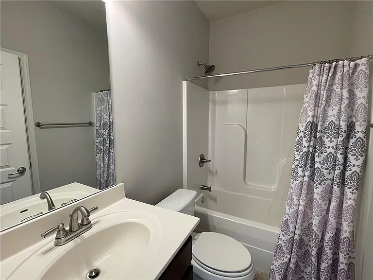 10584 Naramore Ln — Photo 12