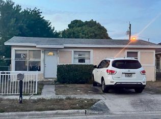 1340 W 29th St, Riviera Beach, FL 33404