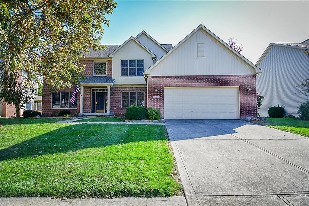 8645 Golden Falls Cir photo 1